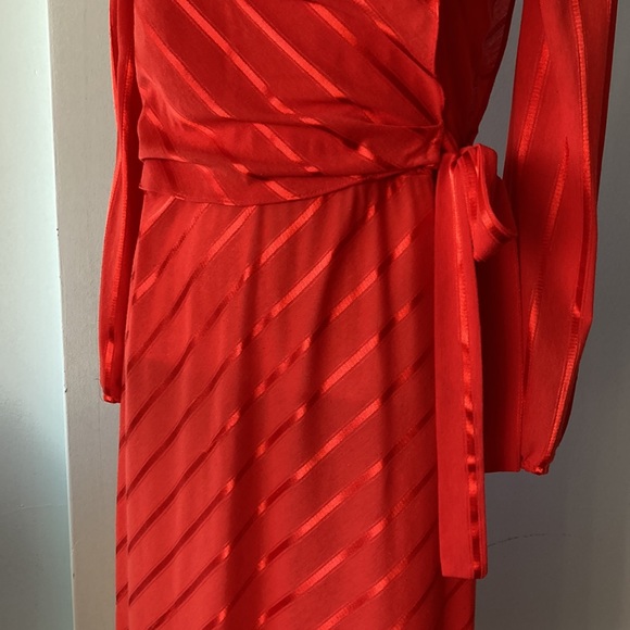 Small Vintage orange bib dress - Picture 3 of 13